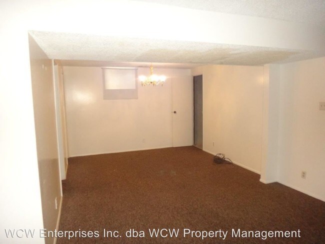 Building Photo - 6721 SW 40th St