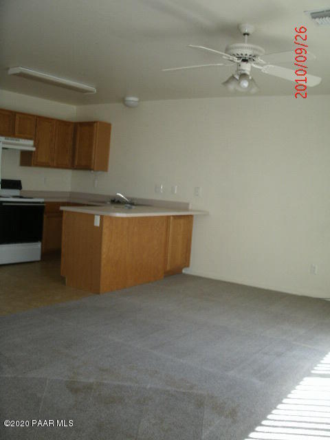 Building Photo - 7980 E Lakeshore Dr