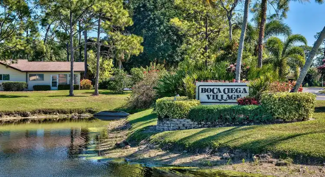 Building Photo - 3655 Boca Ciega Dr