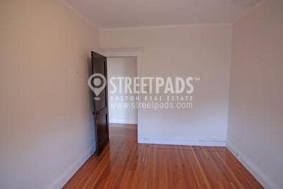 Building Photo - 2 bedroom in Malden MA 02148