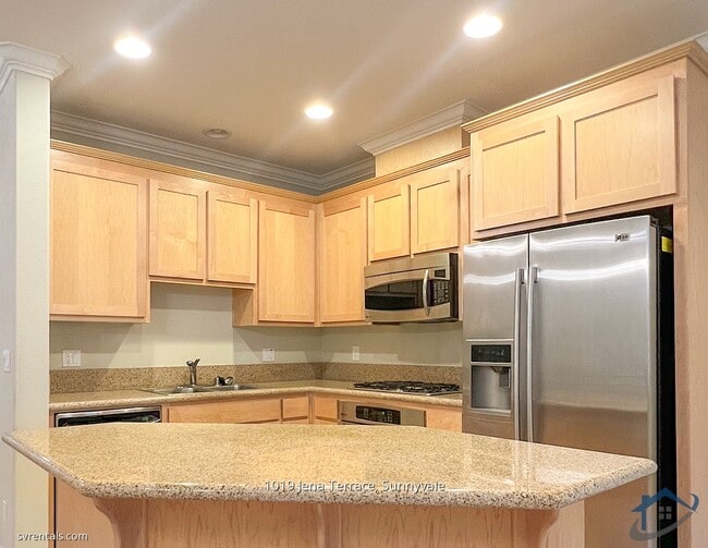 Building Photo - 1019 Jena Ter