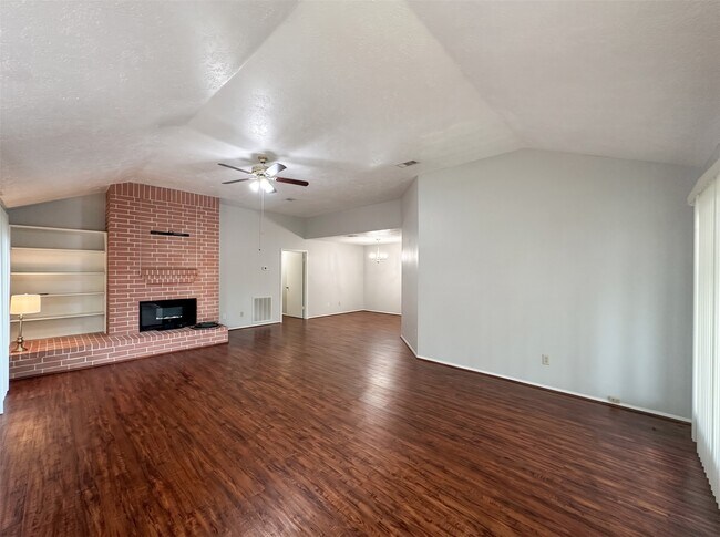 Building Photo - 9419 Clipperwood Pl