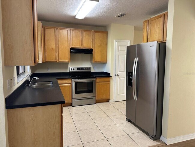 Foto del edificio - 30204 Goodwick Way