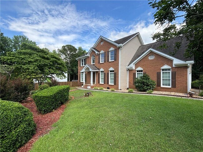 Foto del edificio - 2640 Briarfield Way NE