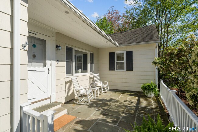 Foto del edificio - 206 Wolfpit Ave