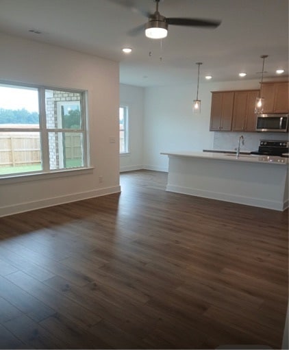 Building Photo - 24147 Patriot Dr