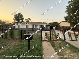 Building Photo - 26844 Mansfield St