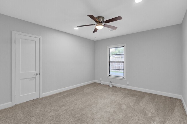 Foto del edificio - 3327 Wentworth St