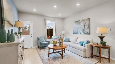 Building Photo - 3116 Pecan Farm Ln