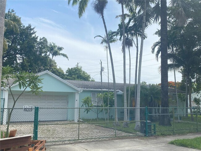 Foto del edificio - 11121 SW 203rd Terrace