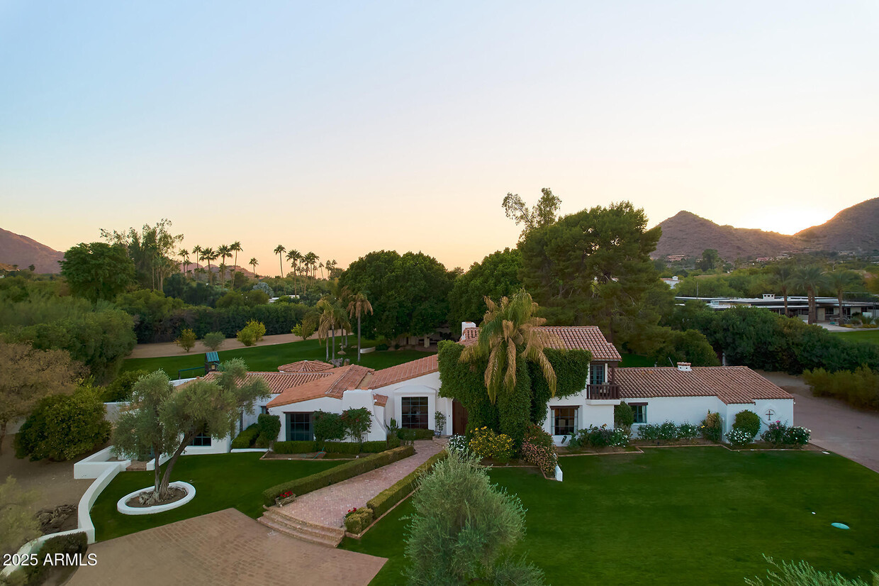 Foto principal - 5057 E Sky Desert Ln