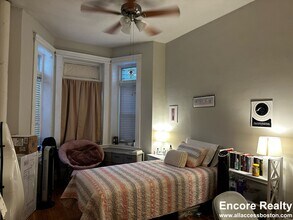 Building Photo - 38 Hemenway St