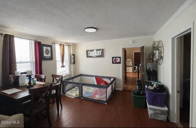 Building Photo - 1410 Stanford St