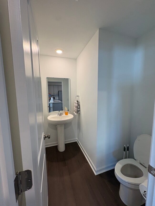 Foto del edificio - 154 N Finley Lndg Pkwy