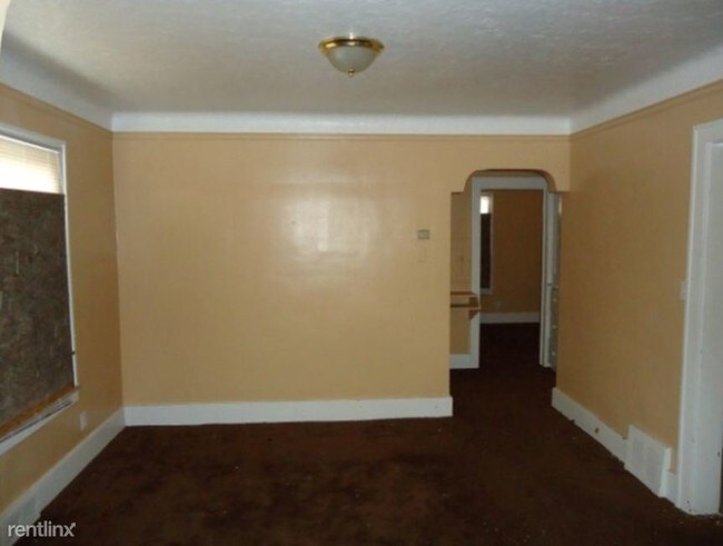 Foto del edificio - 6539 Rutland St