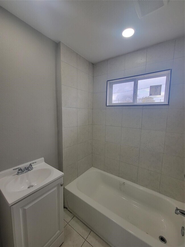 Foto del edificio - 5109 Earline St