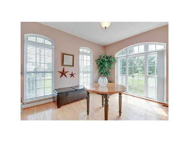 Building Photo - 3049 Heron Ridge Dr