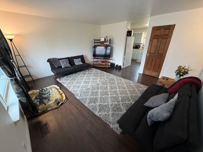 Foto del edificio - 127 Goodall St