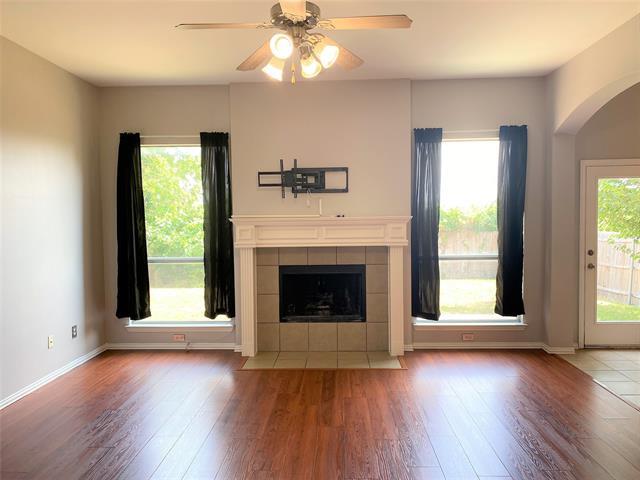Building Photo - 708 Shady Meadow Ln