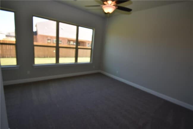 Foto del edificio - 3750 E Palm Valley Blvd