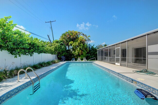 Foto del edificio - 1171 Bimini Ln