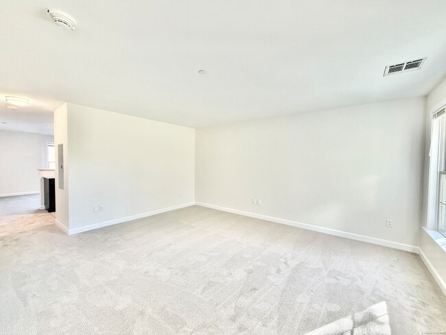 Building Photo - 72 Merrell Ave