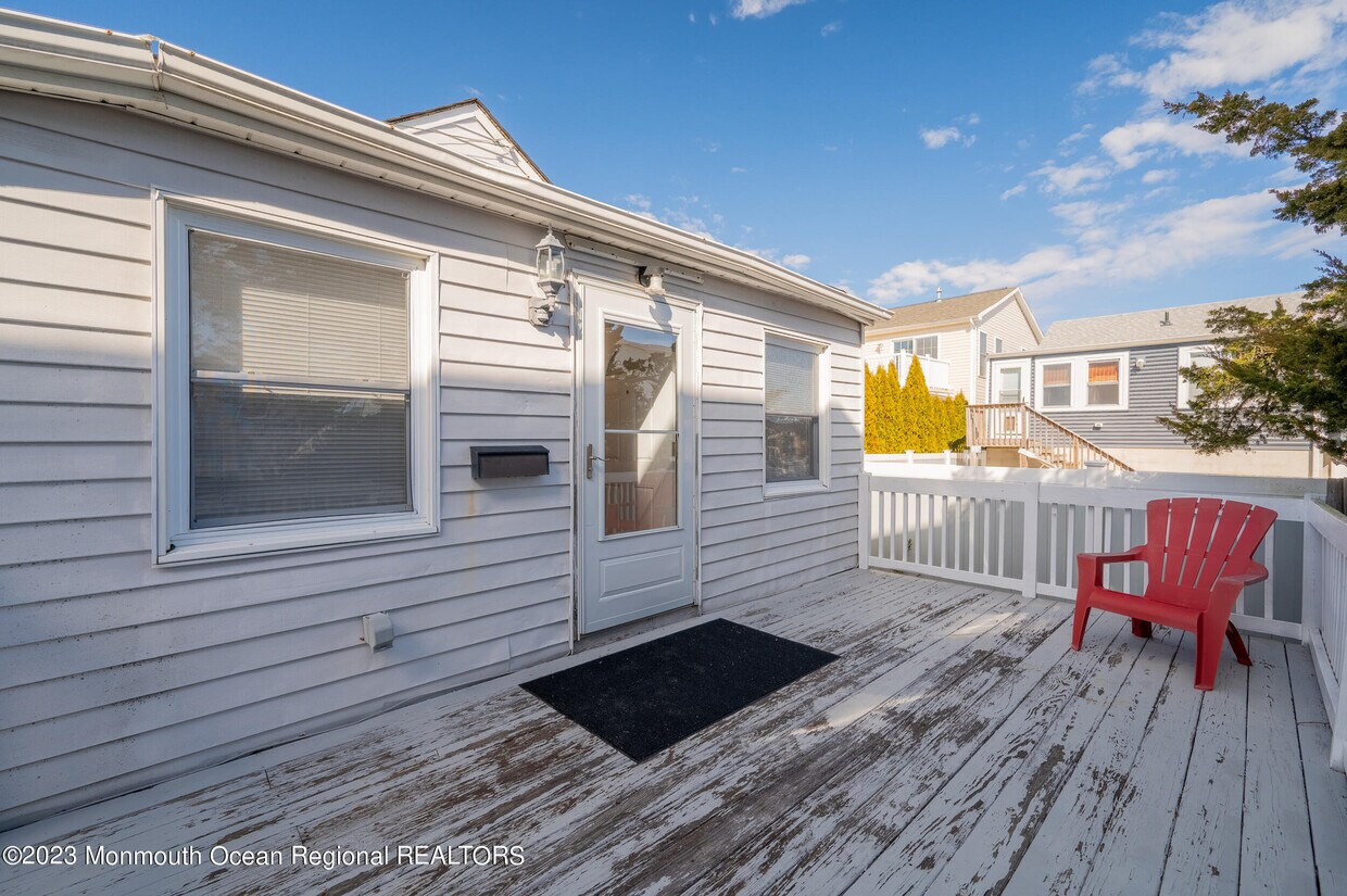 260 Hancock Ave, Seaside Heights, NJ 08751 Townhome Rentals in