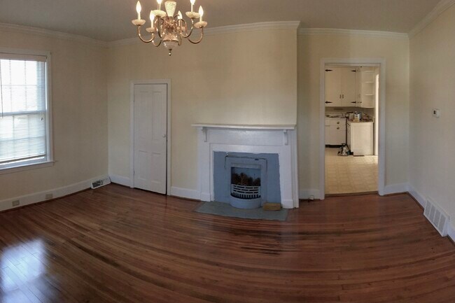 Sala de estar - 730 Maryland St