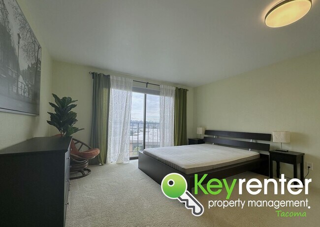 Building Photo - Luxurious 1 Bedroom Condo in Vibrant Seattle!