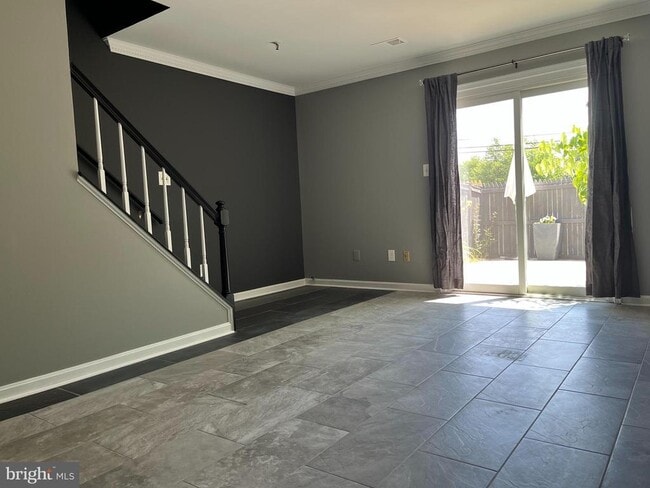 Building Photo - 7601 Lee Landing Dr