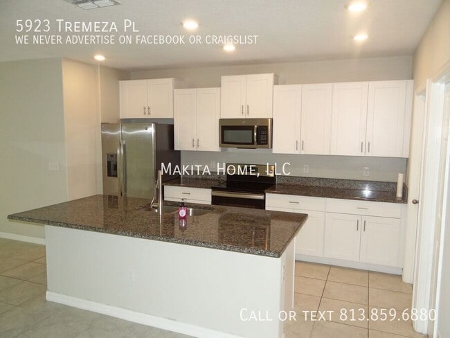 Photo - 5923 Tremeza Pl House