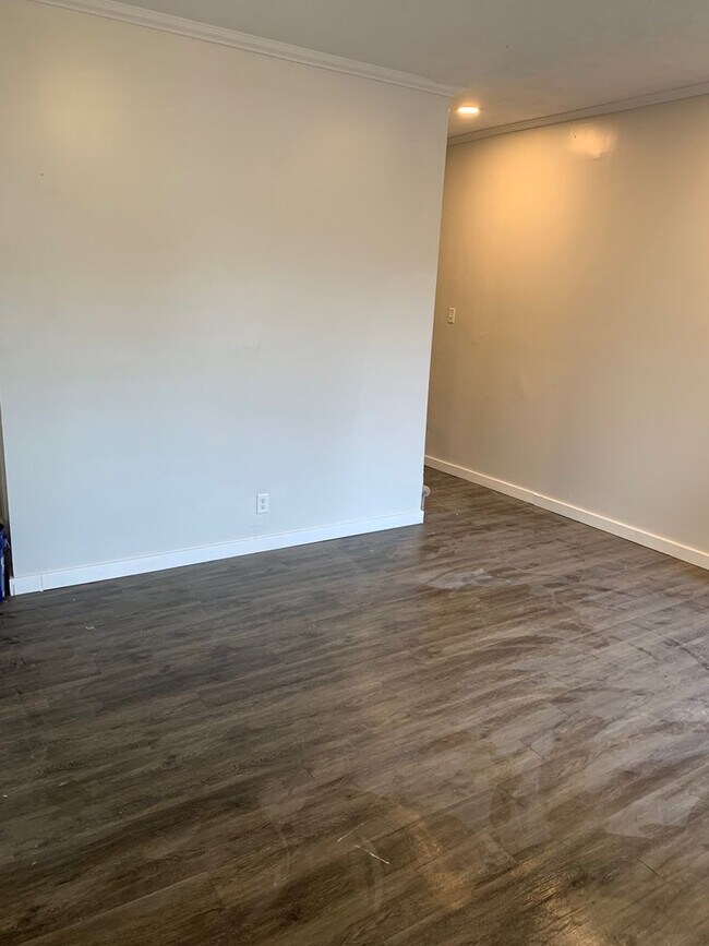 Foto del edificio - 2 bedroom