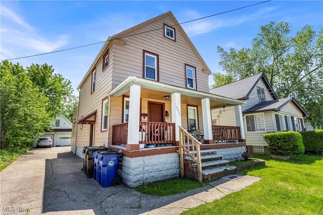 Foto del edificio - 13437 Kirton Ave