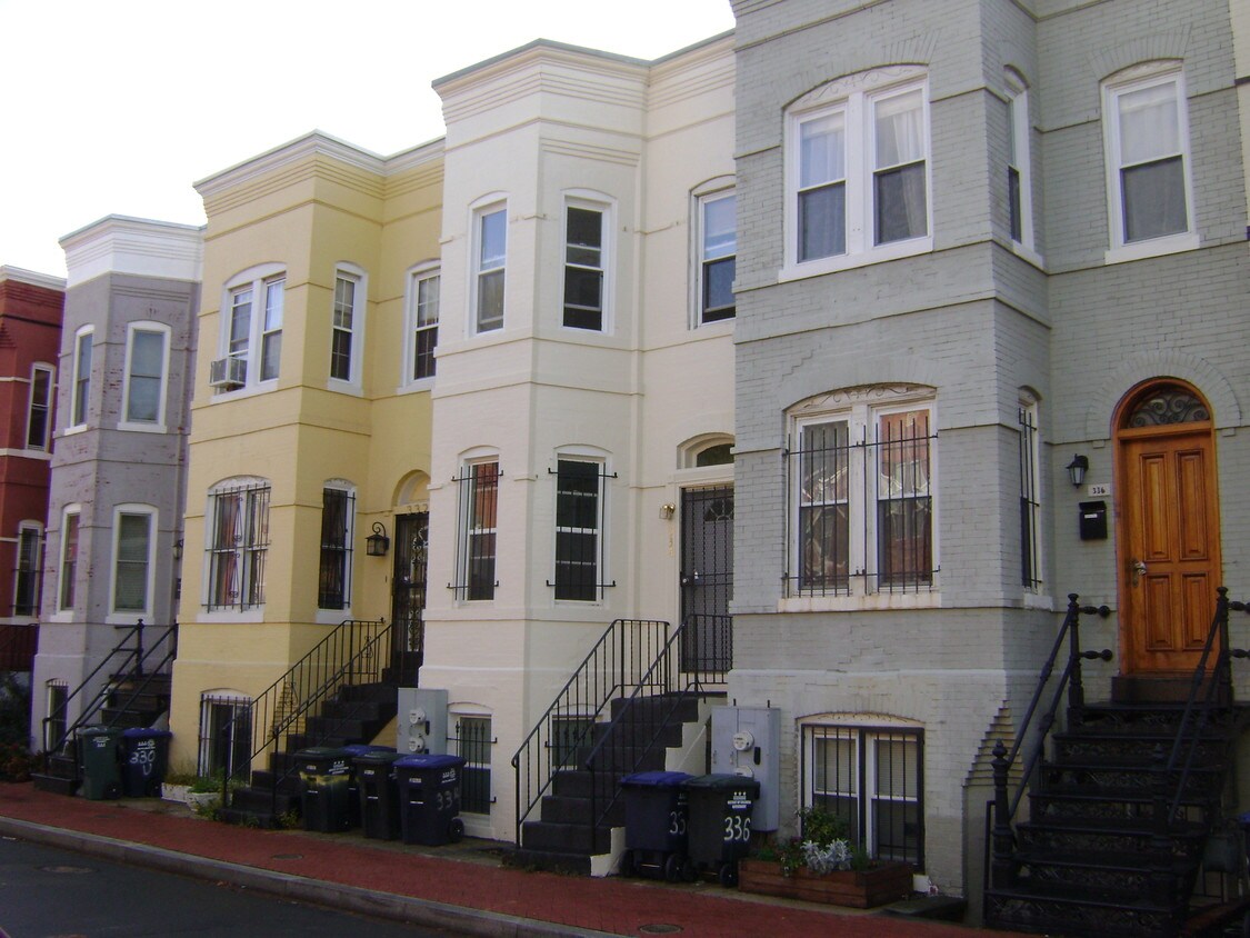 Foto principal - 334 U St NW