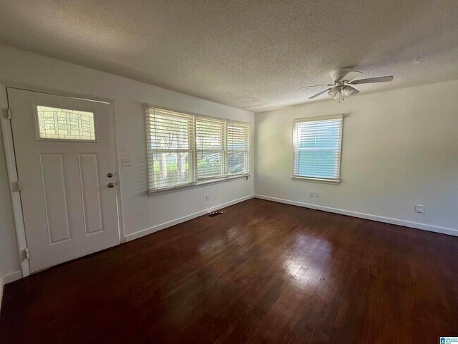 Foto del edificio - 7836 10th Ave S