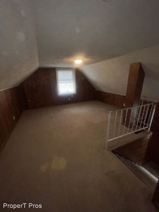 Building Photo - 4 br, 1 bath House - 1912 North Fulton Avenue