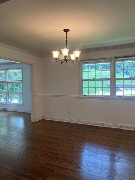 Building Photo - Lakemoor Hills 3bd/2ba Ranch near downtown...