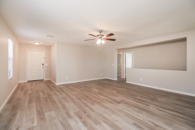 Building Photo - 2602 S Shelby