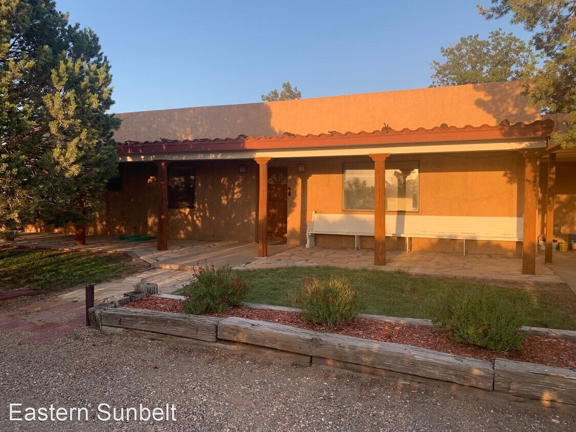 Primary Photo - 3 br, 2 bath House - 1800 N Avenue O