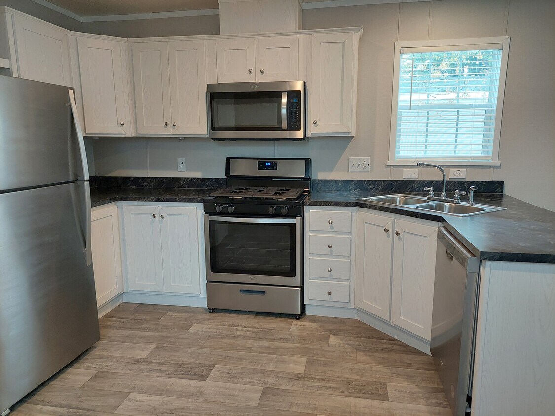 Foto principal - 62 Tulip Ln
