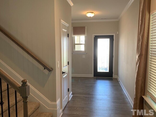 Building Photo - 413 Sage Oak Ln