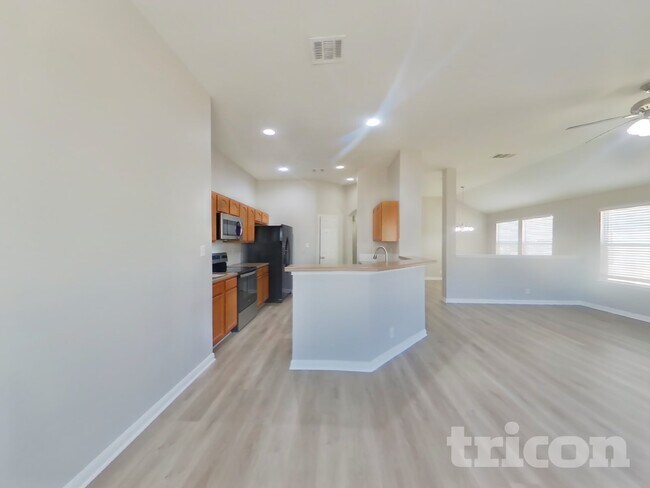 Foto del edificio - 4842 Dahlia Terrace