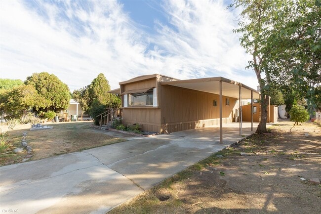 Building Photo - 3 br, 2 bath Mobile Home - 44041 Thomas St...