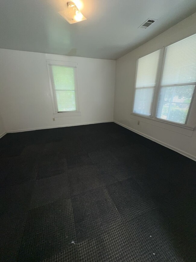 Foto del edificio - 2928 Baldwin St