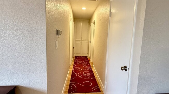 Foto del edificio - 6472 Brown Cir