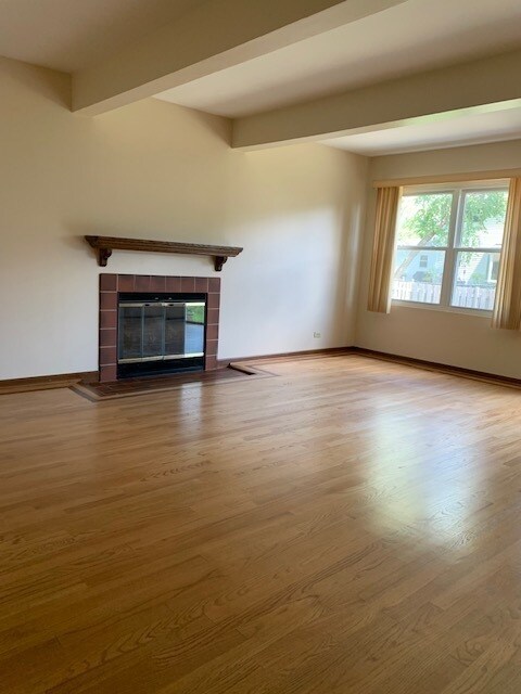 Foto del edificio - 915 N Dexter Ln