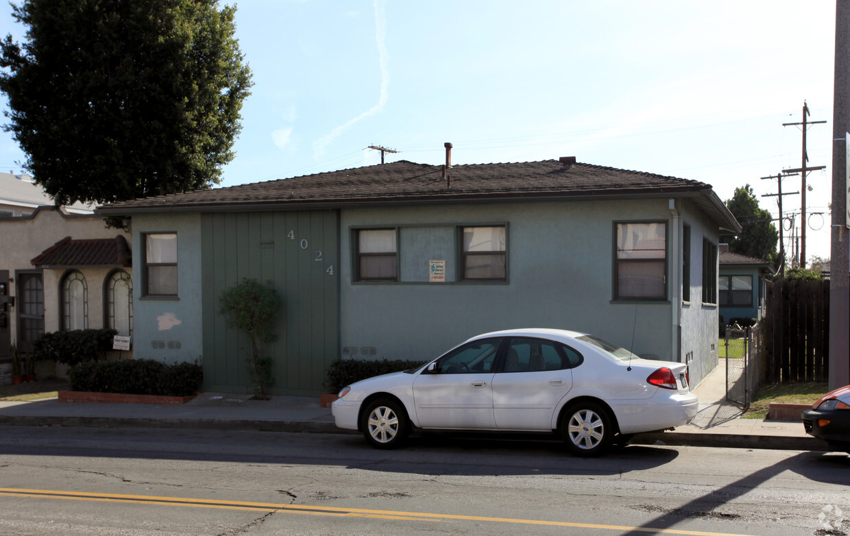 Primary Photo - 4024 E 10th St