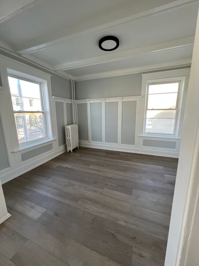 Interior Photo - The Cove