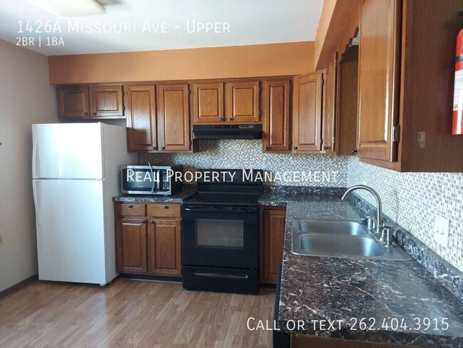Building Photo - 1426A Missouri Ave-Upper