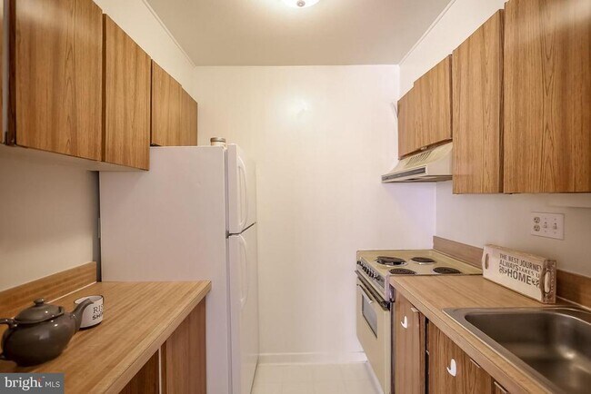 Foto del edificio - 224-30 W Rittenhouse Square